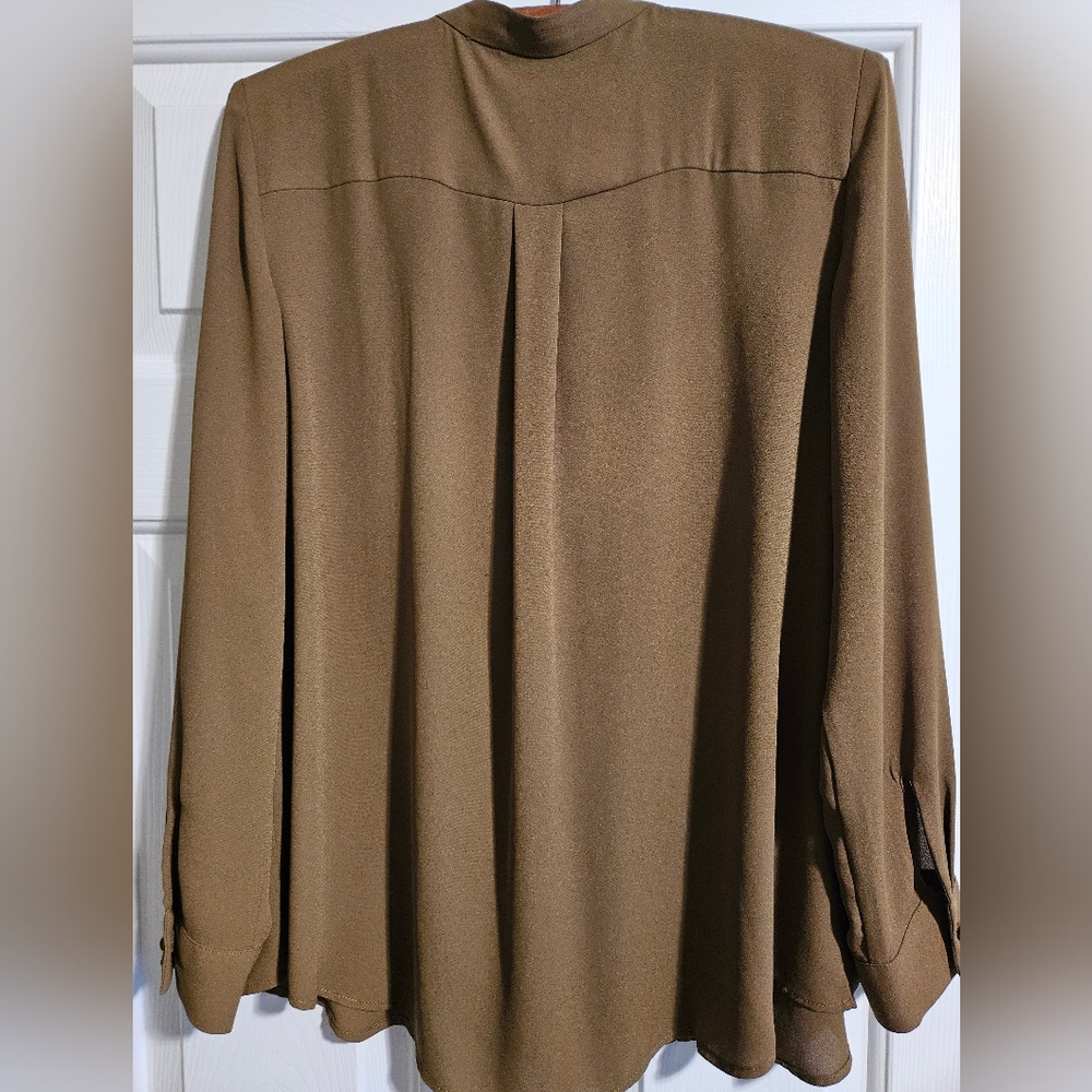 Ann Taylor Petite Button Down Blouse. - Picture 8 of 9
